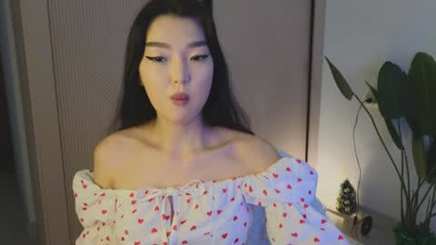 Audrey online show from December 11, 2:44 pm