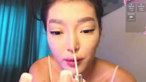 Snapshot of hey_herbal chatting on June 2, 5:20 am Audrey online show from June 2, 5:20 am
