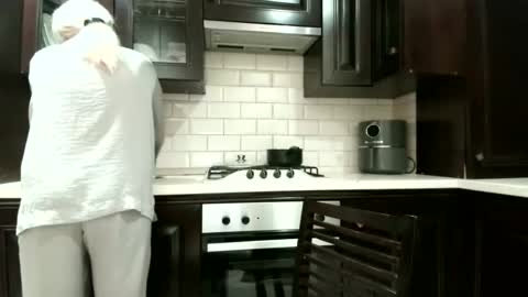 Heyheygrey online show from October 28, 1:09 am