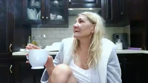 Heyheygrey online show from November 21, 5:39 am