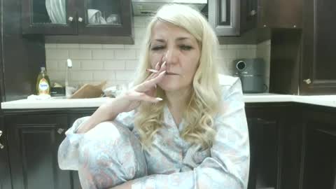 Heyheygrey online show from July 1, 12:01 am