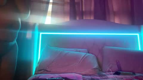 Snapshot of heymissparker chatting on November 15, 1:29 pm heymissparker online show from November 15, 1:29 pm