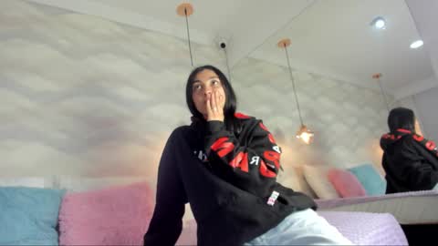 Snapshot of heysel_angels chatting on December 3, 3:03 am HEYSEL ANGELS online show from December 3, 3:03 am