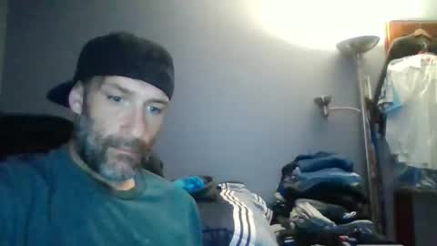 Snapshot of hfy869981 chatting on April 25, 2:25 am hfy869981 online show from April 25, 2:25 am