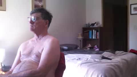 Snapshot of hg99too chatting on May 11, 4:04 pm hg99too online show from May 11, 4:04 pm