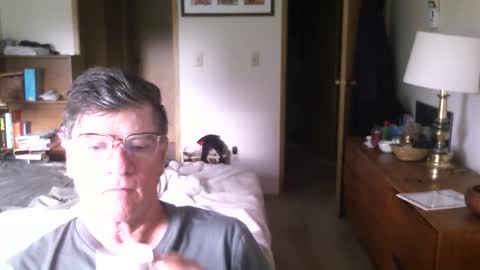 Snapshot of hg99too chatting on May 30, 1:52 pm hg99too online show from May 30, 1:52 pm