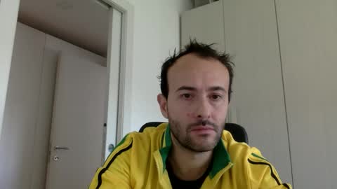 Snapshot of hhombre chatting on September 29, 8:52 am hhombre online show from September 29, 8:52 am