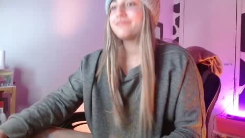 Elora online show from May 28, 12:08 am