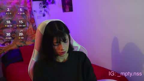 hi_scarlett online show from November 11, 9:42 am