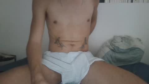 Snapshot of hidanboyslip1 chatting on August 2, 12:58 pm Hidanbsl online show from August 2, 12:58 pm