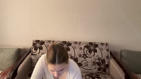 Snapshot of hidden_sin chatting on April 5, 7:49 am Anna Alex online show from April 5, 7:49 am