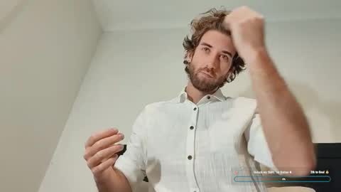 Snapshot of hiddengaze chatting on February 18, 3:46 am HiddenGaze online show from February 18, 3:46 am