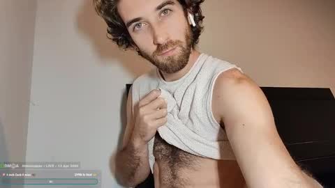 Snapshot of hiddengaze chatting on April 13, 8:53 am HiddenGaze online show from April 13, 8:53 am