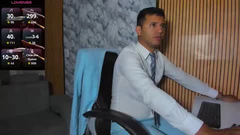 George online show from December 15, 9:57 am