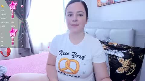Snapshot of hidianapaola chatting on June 7, 5:06 pm Diana online show from June 7, 5:06 pm