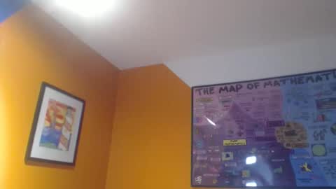 high__five online show from December 17, 9:15 am