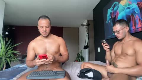 Snapshot of highlatin_guys chatting on June 5, 5:29 pm Terry and E online show from June 5, 5:29 pm