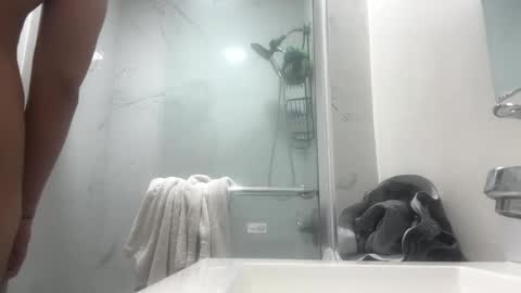 Snapshot of hihello7777 chatting on September 17, 8:16 am hihello7777 online show from September 17, 8:16 am