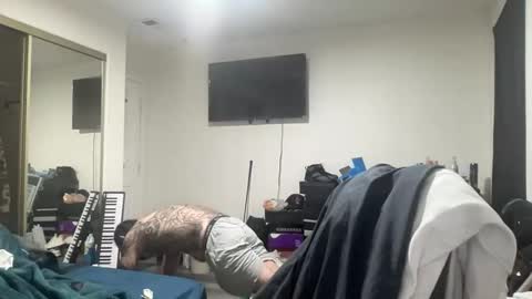 Snapshot of hihello7777 chatting on December 14, 2:17 am hihello7777 online show from December 14, 2:17 am