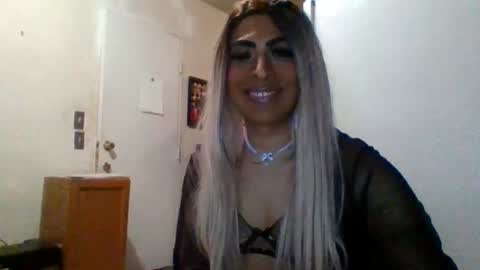 hihheelstranny online show from November 1, 9:11 am