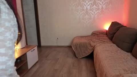 HIHIKA online show from January 9, 8:43 pm