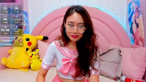 Snapshot of hikori_ chatting on December 21, 7:45 am Hikori online show from December 21, 7:45 am