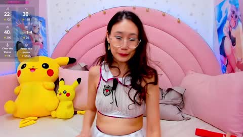 Snapshot of hikori_ chatting on February 6, 1:27 am Hikori online show from February 6, 1:27 am