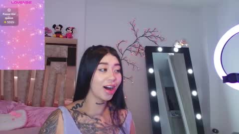 LUNA new account  FOLLOW ME online show from November 16, 7:52 pm