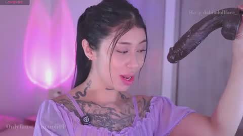 Snapshot of hilary_jones_22 chatting on July 17, 12:06 am LUNA new account FOLLOW ME online show from July 17, 12:06 am