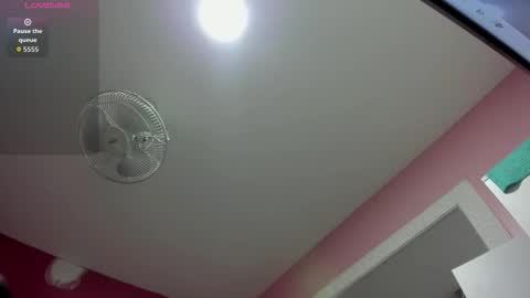 hilary_tailor online show from October 16, 11:22 am