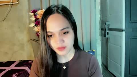 Snapshot of hilarymolly chatting on May 10, 5:51 pm hilarymolly online show from May 10, 5:51 pm