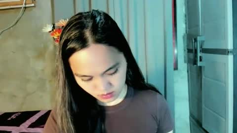Snapshot of hilarymolly chatting on June 14, 7:38 pm hilarymolly online show from June 14, 7:38 pm