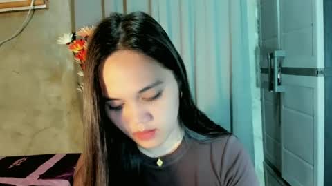 Snapshot of hilarymolly chatting on June 19, 6:56 pm hilarymolly online show from June 19, 6:56 pm
