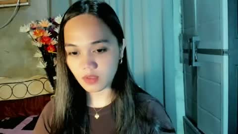 Snapshot of hilarymolly chatting on June 29, 7:47 pm hilarymolly online show from June 29, 7:47 pm