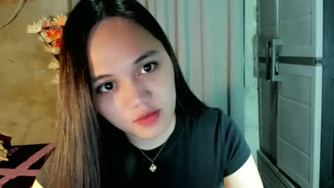 Snapshot of hilarymolly chatting on June 30, 7:37 pm hilarymolly online show from June 30, 7:37 pm