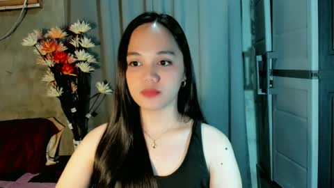 Snapshot of hilarymolly chatting on July 6, 7:38 pm hilarymolly online show from July 6, 7:38 pm