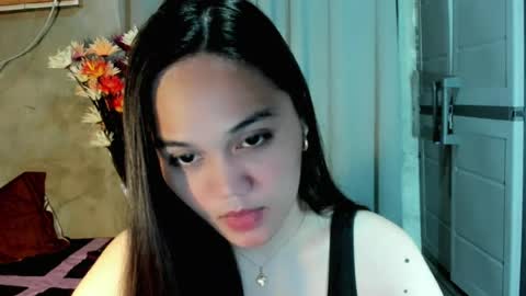 Snapshot of hilarymolly chatting on July 12, 9:39 pm hilarymolly online show from July 12, 9:39 pm