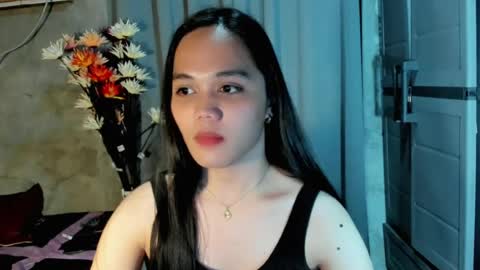 Snapshot of hilarymolly chatting on July 23, 1:58 am hilarymolly online show from July 23, 1:58 am