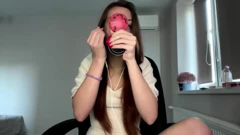 Snapshot of hildredmabray chatting on October 17, 12:08 pm Hi Im Elizabeth online show from October 17, 12:08 pm