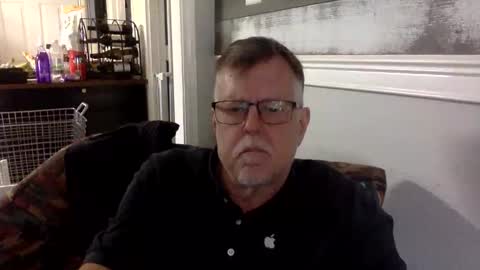 TwoDaddies online show from December 14, 8:02 pm