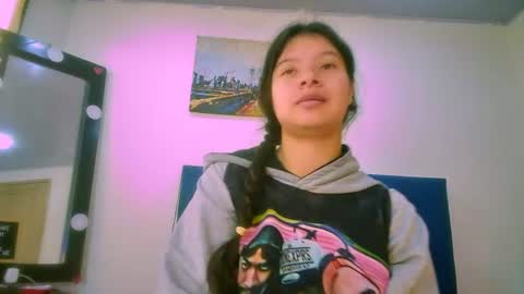 Snapshot of himawary_soin5 chatting on June 18, 1:48 pm himawary_soin5 online show from June 18, 1:48 pm