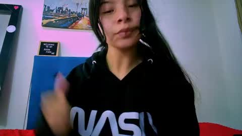 Snapshot of himawary_soin5 chatting on July 28, 3:32 pm himawary_soin5 online show from July 28, 3:32 pm