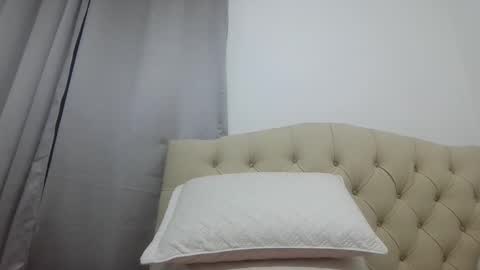 Snapshot of himoreno97 chatting on September 24, 1:42 am Hi moreno online show from September 24, 1:42 am