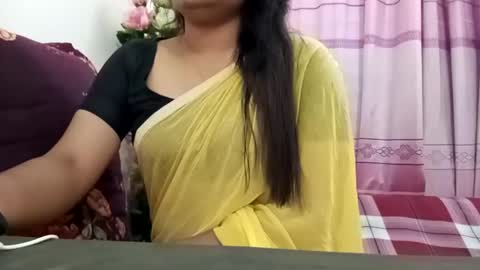 himuhimu22 online show from February 12, 11:40 am