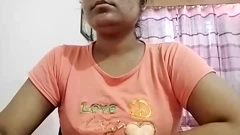 Snapshot of himuhimu22 chatting on May 2, 7:13 am himuhimu22 online show from May 2, 7:13 am