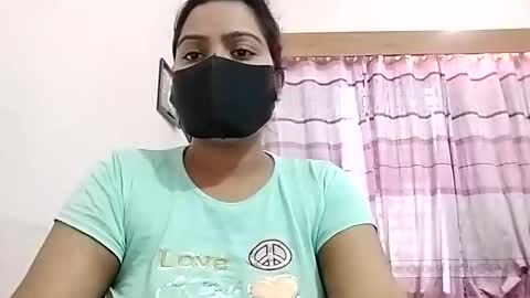 Snapshot of himuhimu22 chatting on May 3, 6:52 am himuhimu22 online show from May 3, 6:52 am