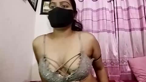 Snapshot of himuhimu22 chatting on May 13, 6:49 pm himuhimu22 online show from May 13, 6:49 pm