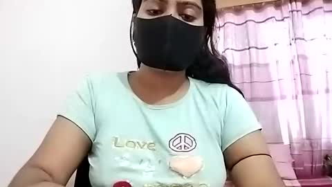 Snapshot of himuhimu22 chatting on June 9, 8:48 am himuhimu22 online show from June 9, 8:48 am