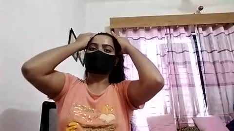 Snapshot of himuhimu22 chatting on June 14, 8:27 am himuhimu22 online show from June 14, 8:27 am