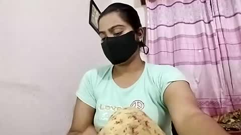 Snapshot of himuhimu22 chatting on June 15, 8:55 pm himuhimu22 online show from June 15, 8:55 pm